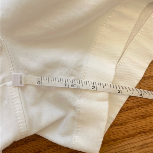 J. Crew White Bermuda Shorts for Effortless Style - Picture 5 of 5